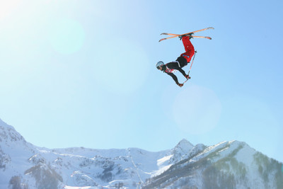 

Akhuratha Poster Sports Skiing HD Wallpaper Background Fine Art Print(12 inch X 18 inch, Rolled)