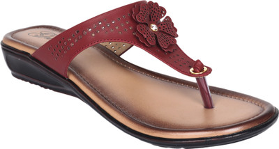

Gunj Women Cherry Flats