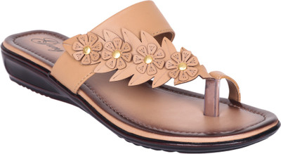 

Gunj Women Beige Flats