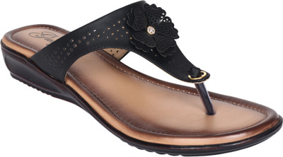

Gunj Women Black Flats