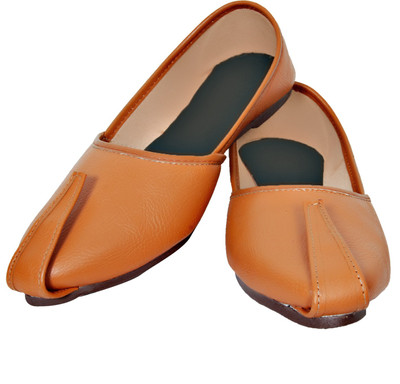

MOU MOU Tan Jutti Jutis For Men(Tan