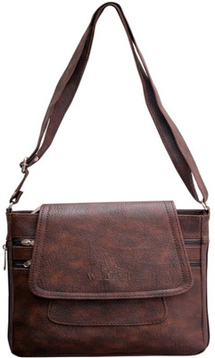 

Versality Hand-held Bag(Brown)