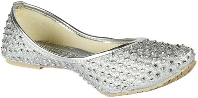 

RAJASTHANI JUTI PARTY FASHION SHOE Jutis For Women(Silver
