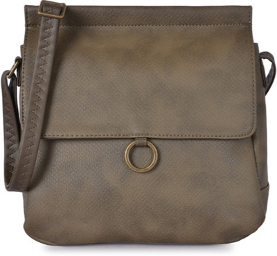 

Baggit Women Casual Brown PU Sling Bag