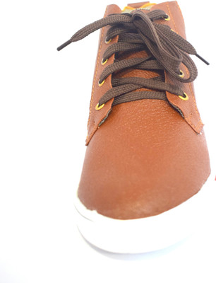 

chromotek latest Casuals For Men(Brown