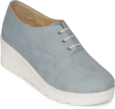 

WoodBrough Casuals For Women(Burgundy