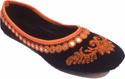 

Pawadi Resam Embroidred Bellies For Women(Orange