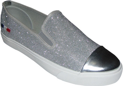 

GS Footwear Driving Shoes For Men(Grey, White, Silver