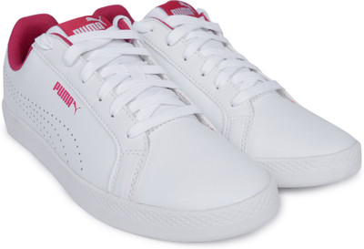 

Puma Puma Smash Wns Perf Sneakers For Women(White, Puma white-love potion