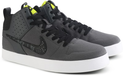 nike liteforce iii black sneakers