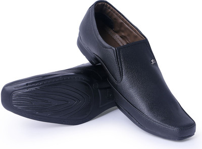 

Kaneggye Slip On For Men(Black