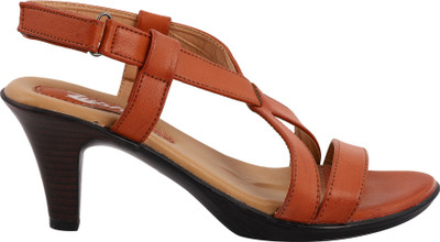 

LUSH Women Tan Casual