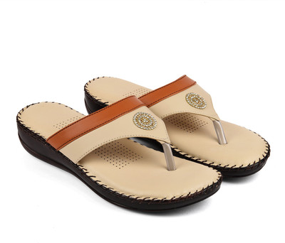 

Bare Soles Women beige Flats