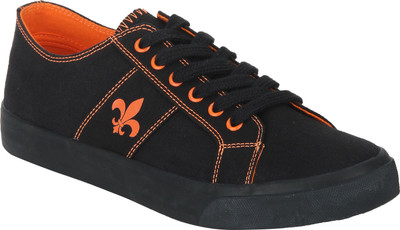 75 OFF on Bond Street By Red Tape Canvas Shoes For Men Navy on
