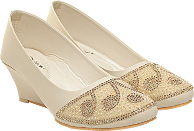 

Digni Bellies For Women(Beige, Cream