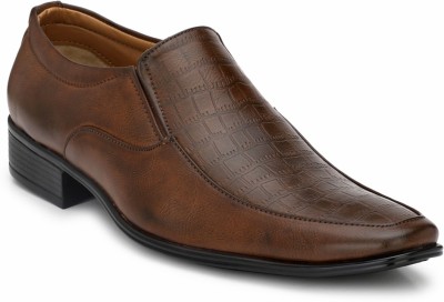 

Levanse Slip On For Men(Brown