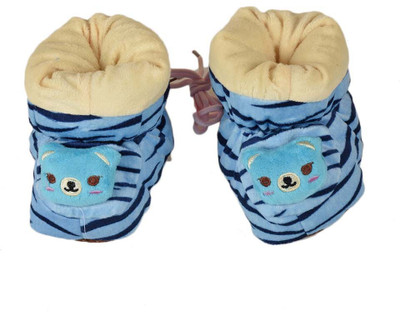 

Tiekart Funky Blue Flannel Booties Footwear for Baby Boys and Baby Girls Booties(Toe to Heel Length - 17 cm Blue)