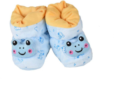 

Tiekart Funky Blue Flannel Booties Footwear for Baby Boys and Baby Girls Booties(Toe to Heel Length - 17 cm Blue)
