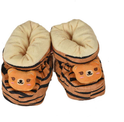 

Tiekart Funky Brown Flannel Booties Footwear for Baby Boys and Baby Girls Booties(Toe to Heel Length - 17 cm Brown)