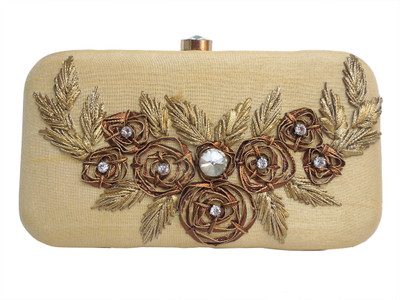 

Spice Art Party Gold Clutch