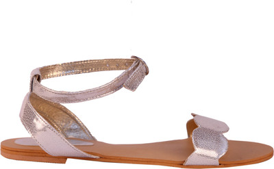 

Lush Women Silver Flats
