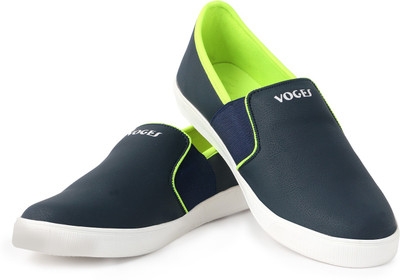

Entiqs Casuals For Men(Green, 5676