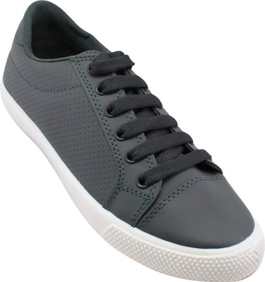 

Claptrap Sneakers For Men(Grey