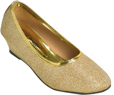 

Alert India Girls Slip on Ballerinas(Gold