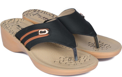 

Asian Women Black Wedges