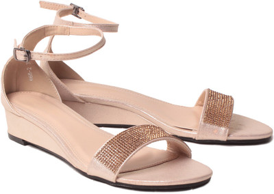 

Klaur Melbourne Women Gold Wedges