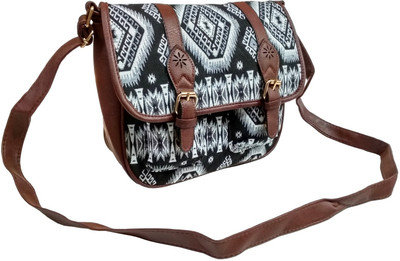 

Belladona Girls Casual Multicolor Canvas Sling Bag