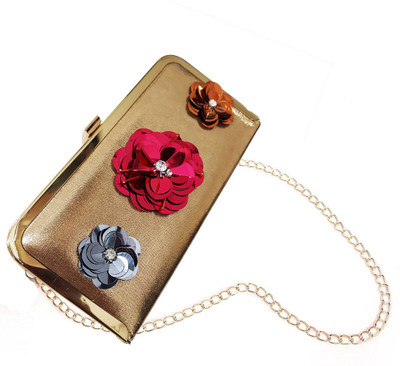 

Majik Party Gold Clutch