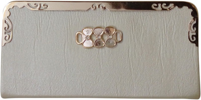 

Haryana Craft Casual White Clutch