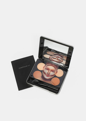 

Makeover Essentials Love Me Concealer(Silver, 10 ml)