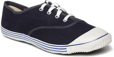 Paragon hotsell boy shoes