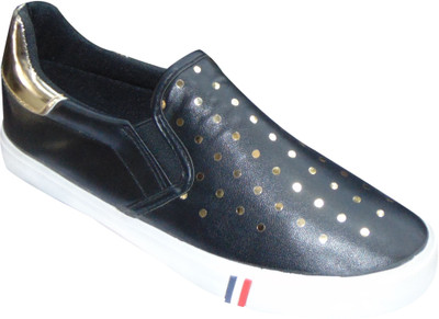 

GS Footwear Sneakers For Men(Black, Grey