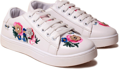 

Klaur Melbourne Sneakers For Women(Multicolor, White