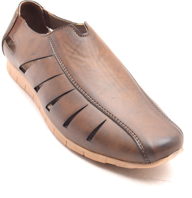 

Bunkeys Bunkeys Men's Brown Casuals Loafer Party Wear For Men(Brown