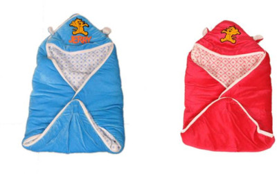 

Kidoyzz Cartoon  Swadding Baby Blanket(Polyester, Blue, Red