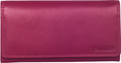 

Calfnero Casual Pink Clutch