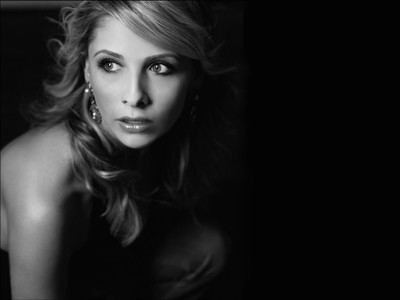 

Celebrity Sarah Michelle Gellar Actresses United States HD Wall Poster Fine Art Print(12 inch X 18 inch, Rolled)