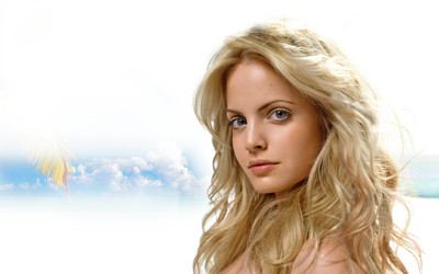 

Celebrity Mena Suvari Actresses United States Sunny Hair Face Elegant Pastel Colorful Blonde Beautiful HD Wall Poster Paper Print(18 inch X 12 inch, Rolled)