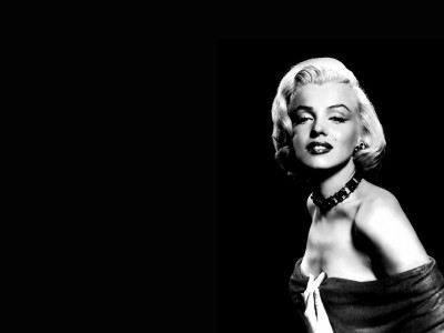 

Celebrity Marilyn Monroe Actresses United States Marylin HD Wall Poster Paper Print(18 inch X 12 inch, Rolled)