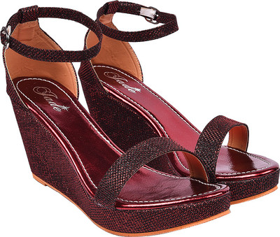 Jade Women Maroon Wedges