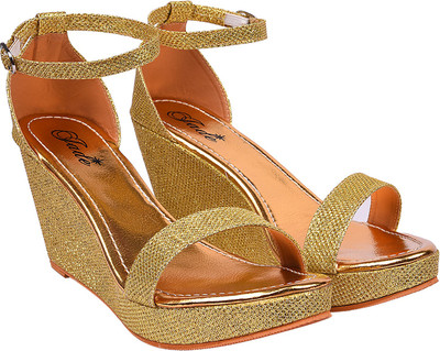 

Jade Women Gold Wedges
