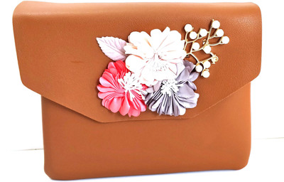 

priyanka collections Casual Tan Clutch