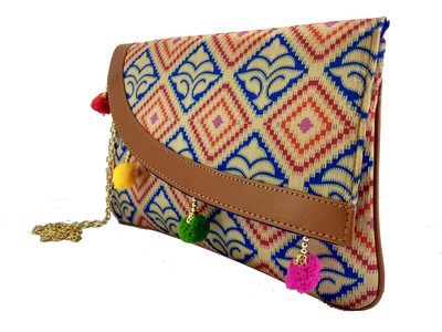 

ALIVE Casual Multicolor Clutch