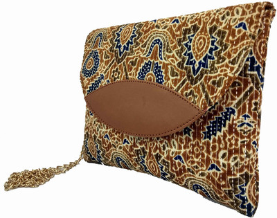 

ALIVE Casual Multicolor Clutch