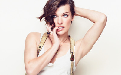 

Celebrity Milla Jovovich Actresses United States HD Wall Poster Paper Print(18 inch X 12 inch, Rolled)