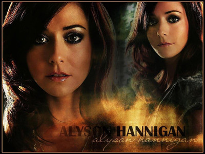 

Celebrity Alyson Hannigan Actresses United States HD Wall Poster Paper Print(18 inch X 12 inch, Rolled)